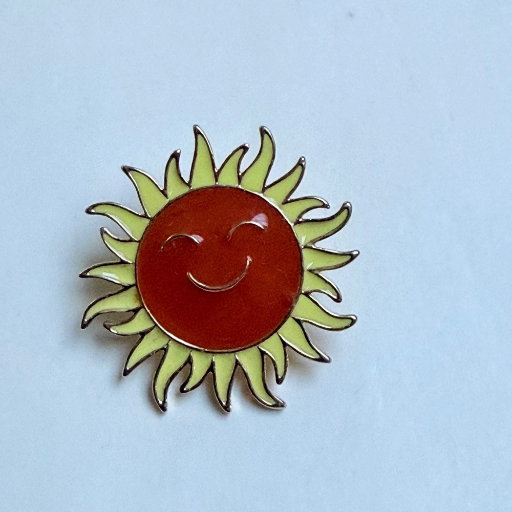 Smiling Sun Enamel Pin Gold Tone Celestial Happy Face Lapel Pin Orange Yellow